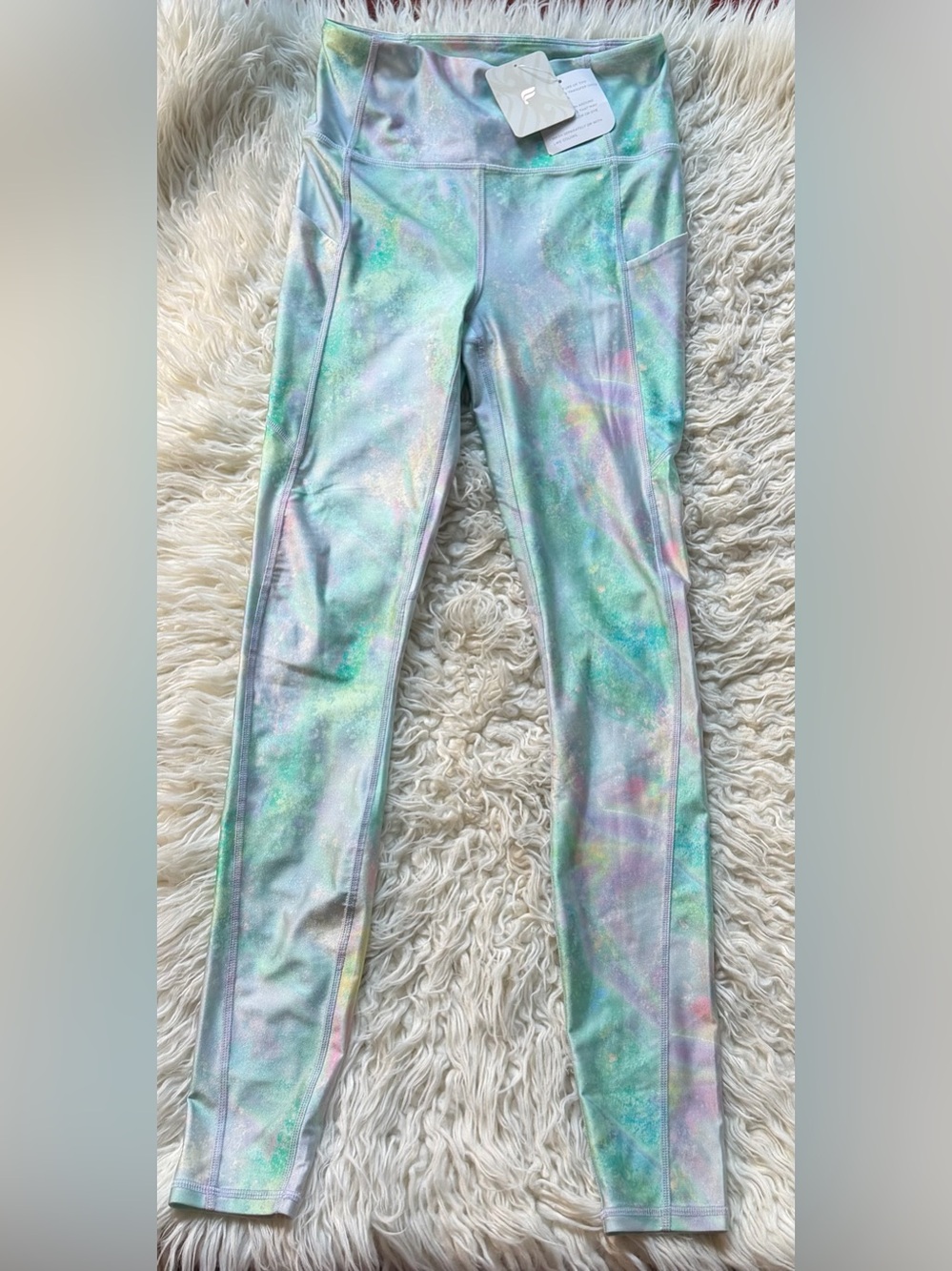 NWT Fabletics Oasis Pastel High-Waisted Leggings.
